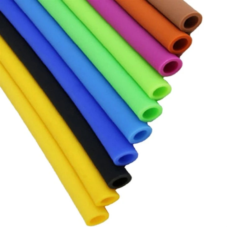 Tube en silicone extrudé
